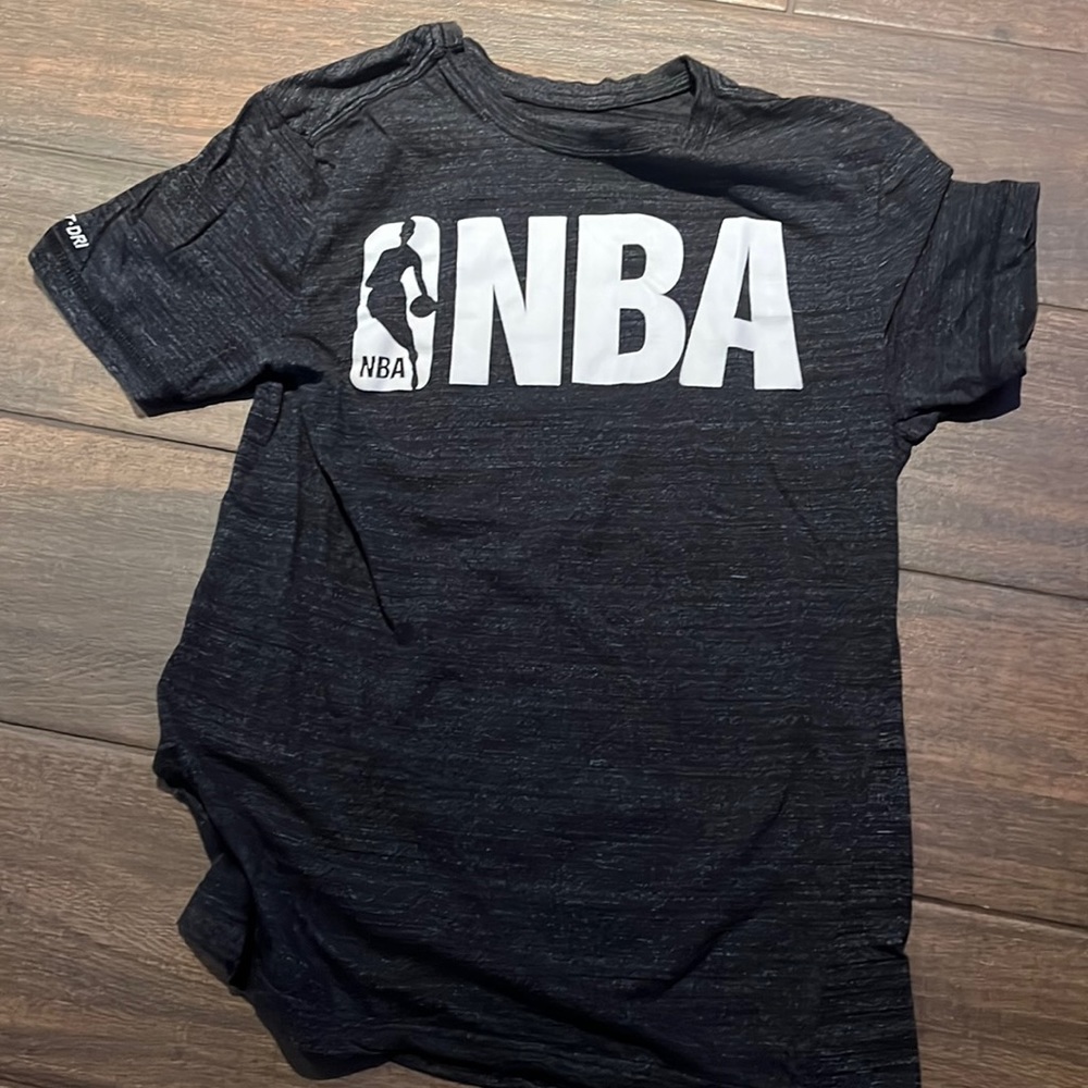 Men’s S NBA T-shirt
